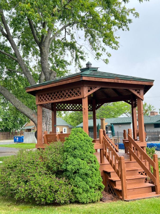 Viking Arms Inn - Ludington Exterior foto